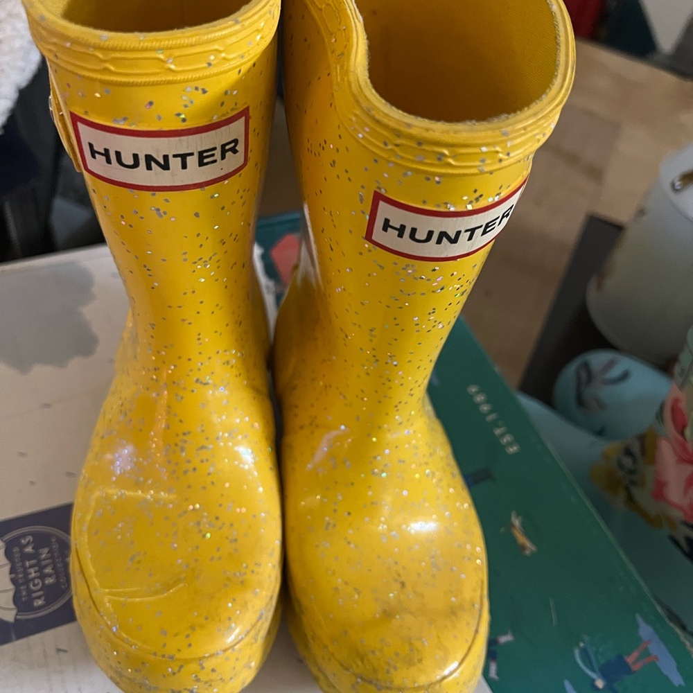 Hunter Yellow Glitter Rain Boots